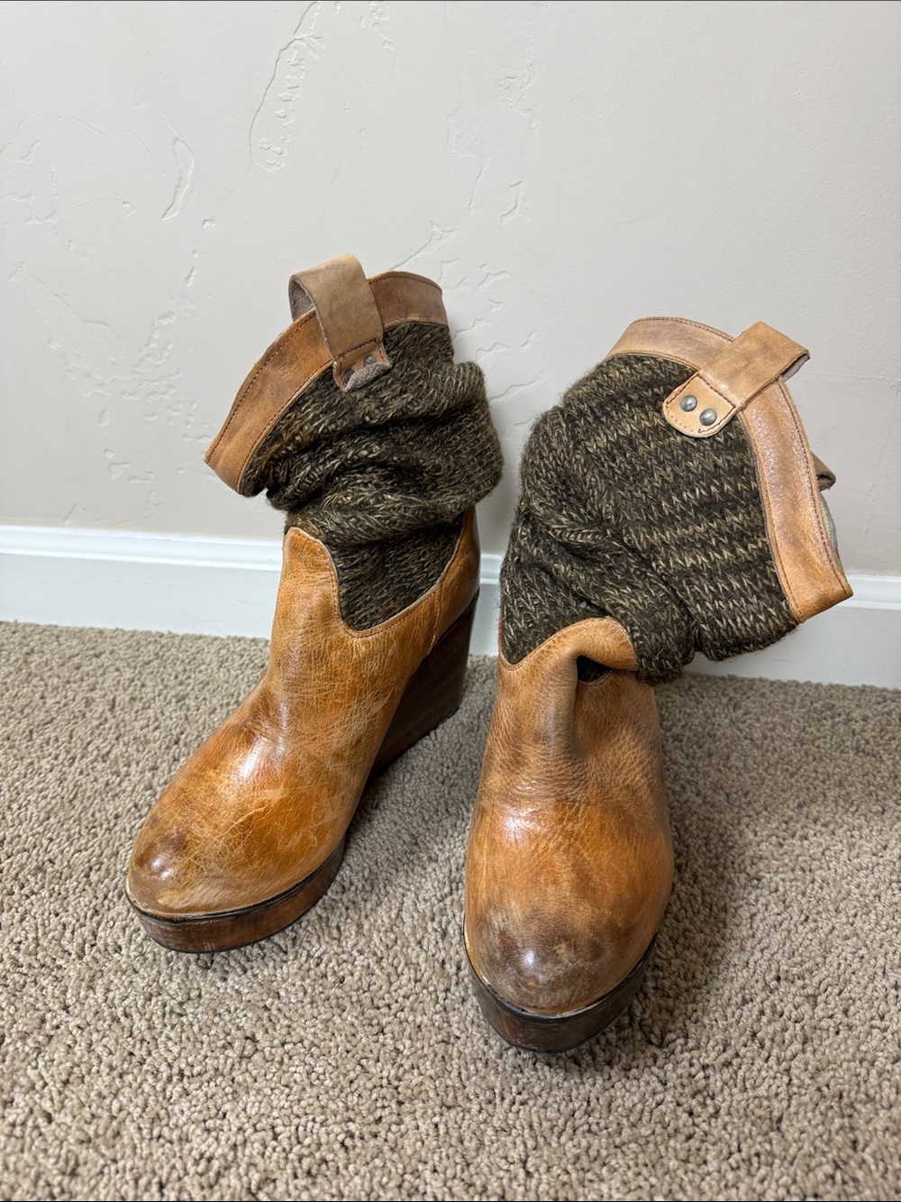 Bed Stu | Brudges Tan Leather Wedge Heeled Boots with Olive Knit Cuffs | 8.5